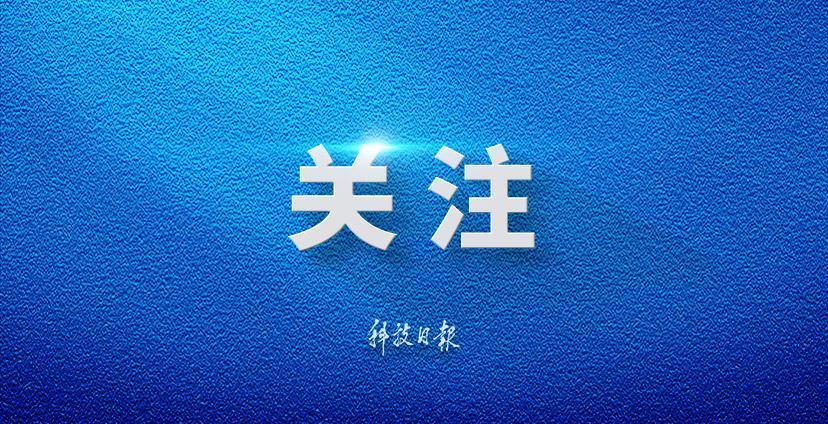 他一搂我就知道跑不了了
