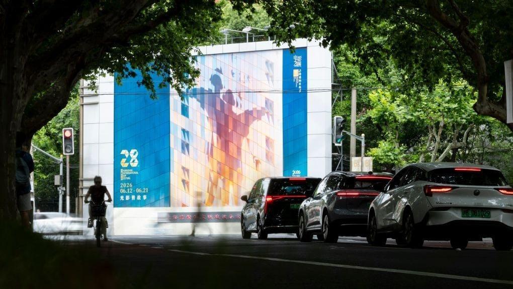 习近平会见白俄罗斯总统卢卡申科