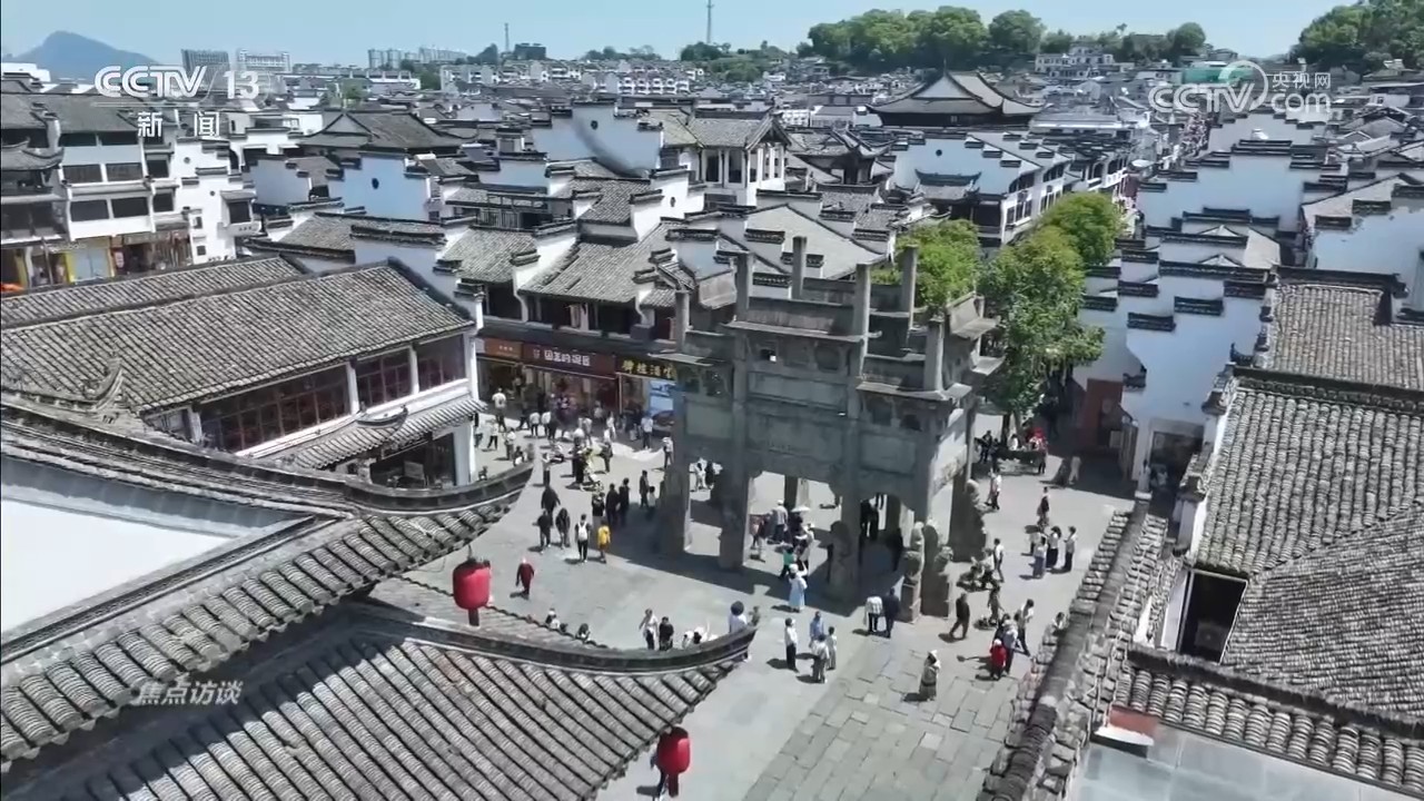 习近平：加快把人民军队建成世界一流军队